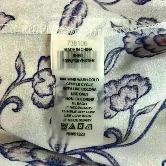 Chaus Purple Wisteria Ice Floral Print V-Neck Balloon sleeve Blouse, M - Picture 13 of 13